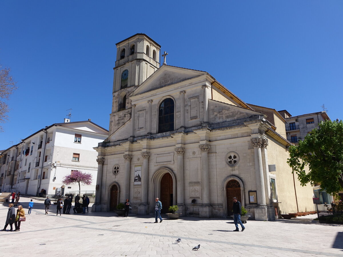 Acri, Pfarrkirche Santissima Annunziata an der Piazza Vincenzo Sprovieri, erbaut im 17. Jahrhundert (07.04.2024)