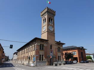 Guidizzolo, Torre Civica in der Via Bruno Rodello (12.04.2024)