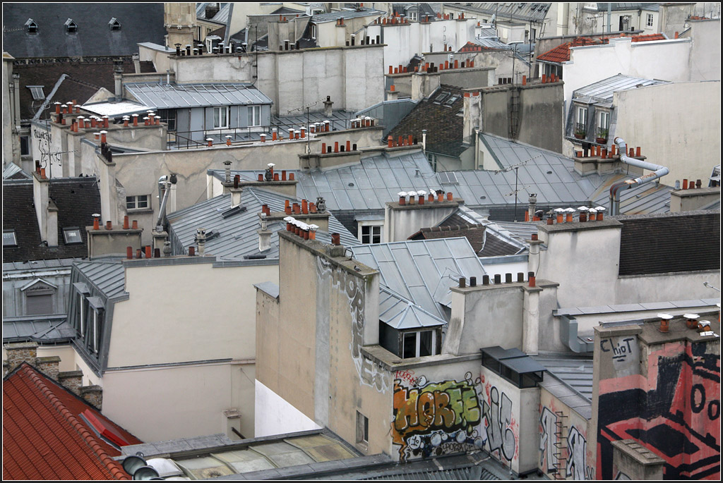 . Blick ber die Dcher von Paris - gesehen vom Centre Pompidou. 18.07.2012 (Matthias)
