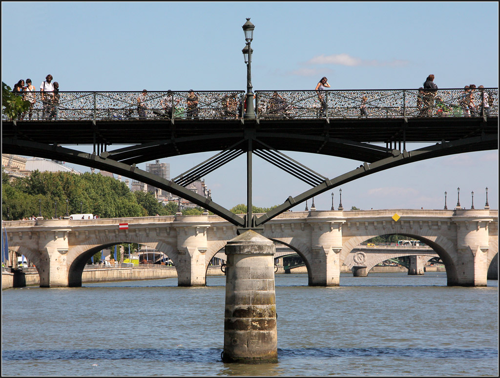 . Seine-Brcken in Paris - Pont des Arts / Pont de Neuf / Pont au Change / (Pont Notre Dame). 17.07.2012 (Matthias)