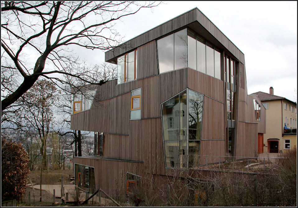 . Waldorfschule Uhlandshhe in Stuttgart -  Erweiterungsbau von Aldinger Architekten, Fertigstellung: 2007, Februar 2011 (Matthias)