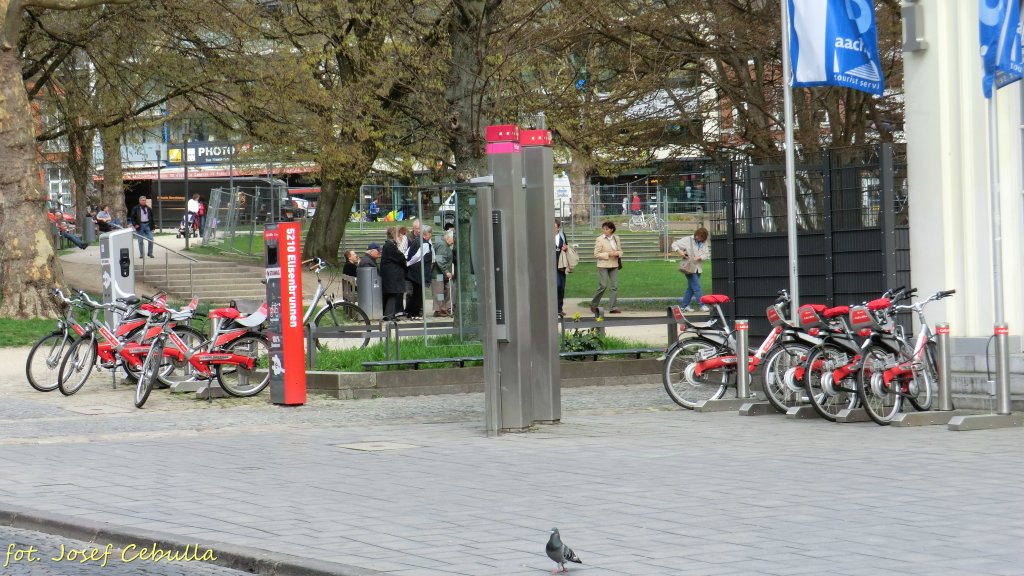 (17.04.2013) Aachen, Elisenbrunnen (E-Fahrradstation)