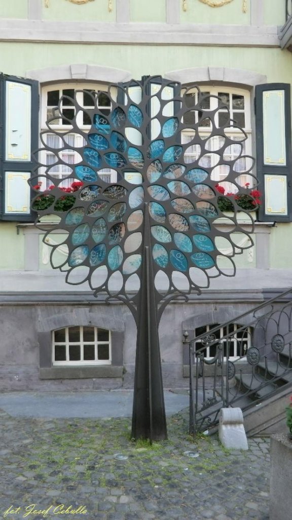 26.07.2012 - Monschau - Kunstbaum