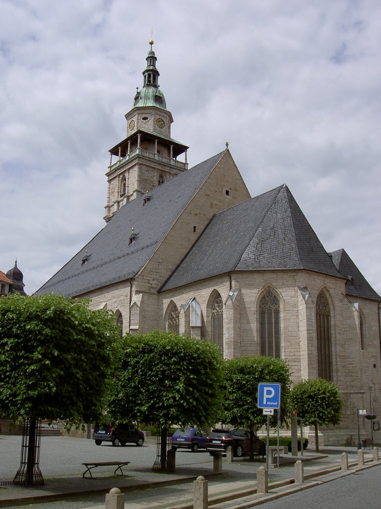 Bad Langensalza, Stadtkirche St. Bonifacius, gotische Hallenkirche, erbaut ab dem 13. Jahrhundert, 81 Meter hoher Kirchturm mit Einzeigeruhr von 1612 (12.06.2012)
