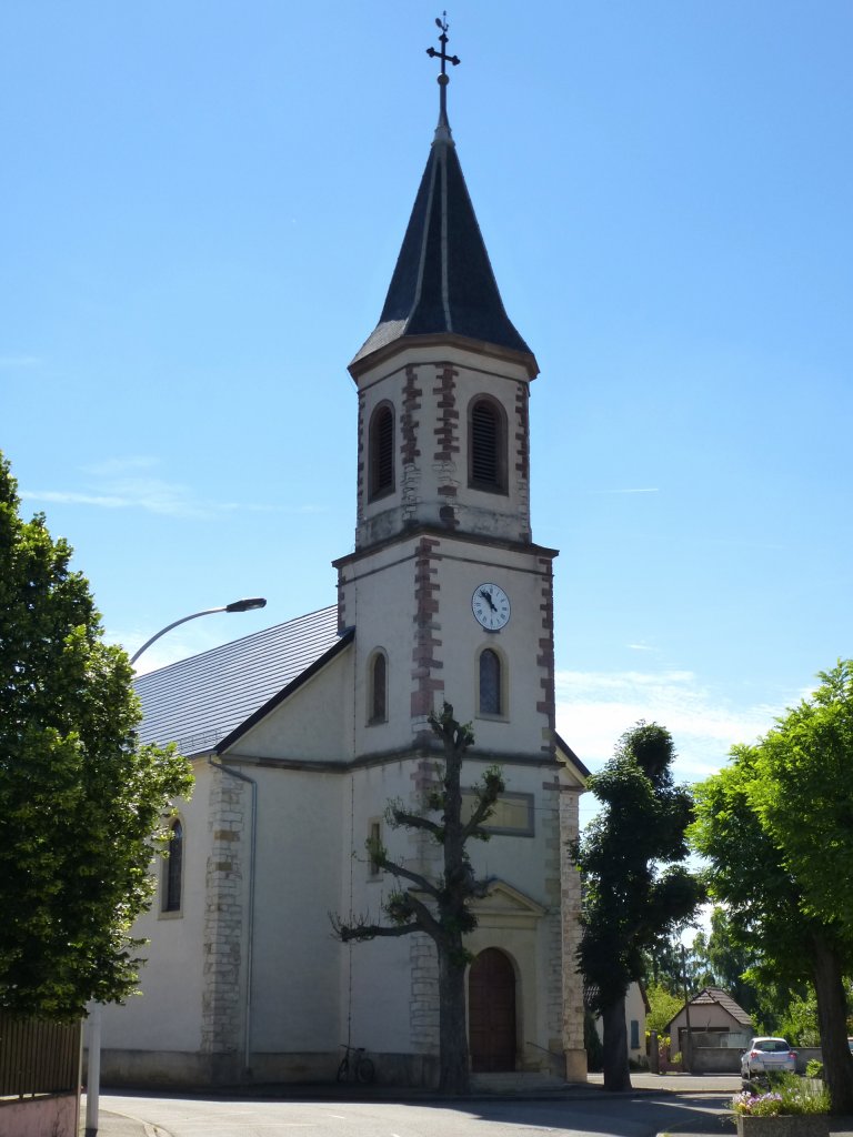 Balgau in der elsischen Rheinebene, die St.Nikolaus-Kirche von 1861, Juni 2013