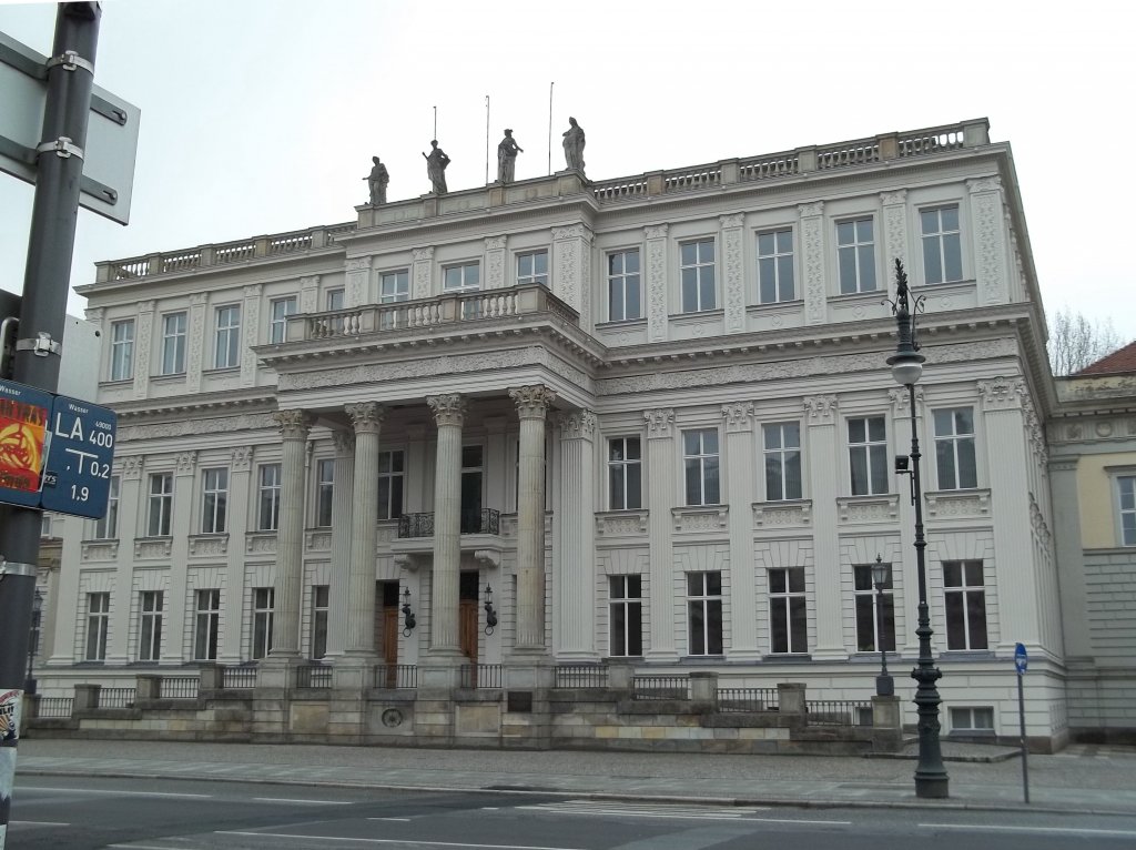 Berlin, ehem. Kronprinzenpalais, Unter den Linden (18.03.2011)
