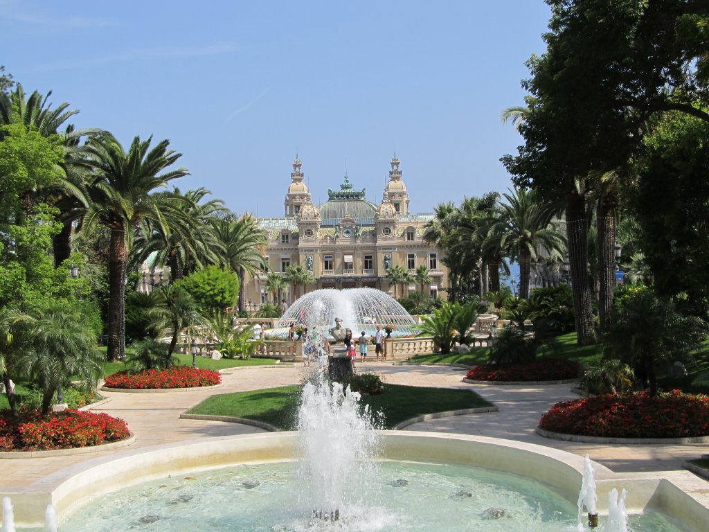 Blick auf das Casino von Monte Carlo , aufgen. 02.08.2011