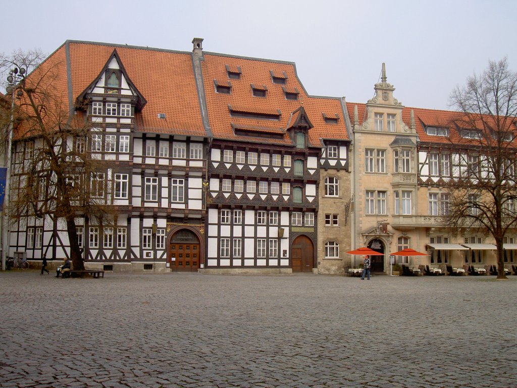 Braunschweig, Fachwerkhuser am Platz vor der Burg (04.04.2009)