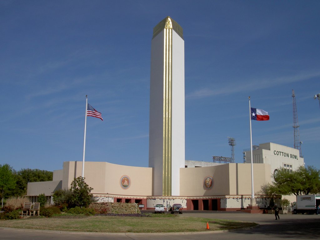 Dallas, Texas Monument und Cotton Bowl Stadion im Fair Park (16.03.2007)