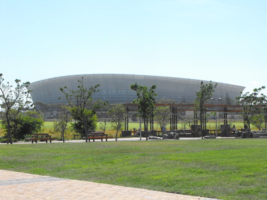 Das extra zur FIFA2010 errichtete (und kaum andersweitig genutzte)Greenpoint-Stadium in Kapstadt wird auch als 'Weisser Elefant' betitelt. Greenpoint, 16.01.2011