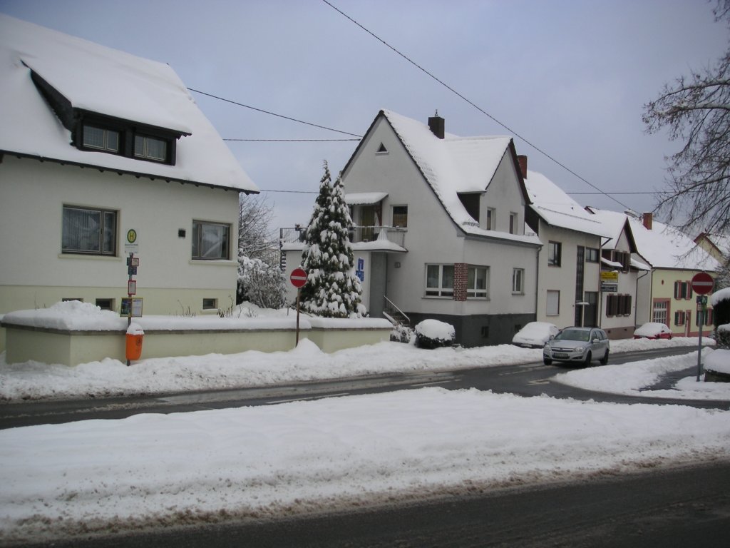 Das Foto zeigt den Ortskern von Saarbrcken Ensheim. Die Aufnahme des Fotos war am 01.02.2010