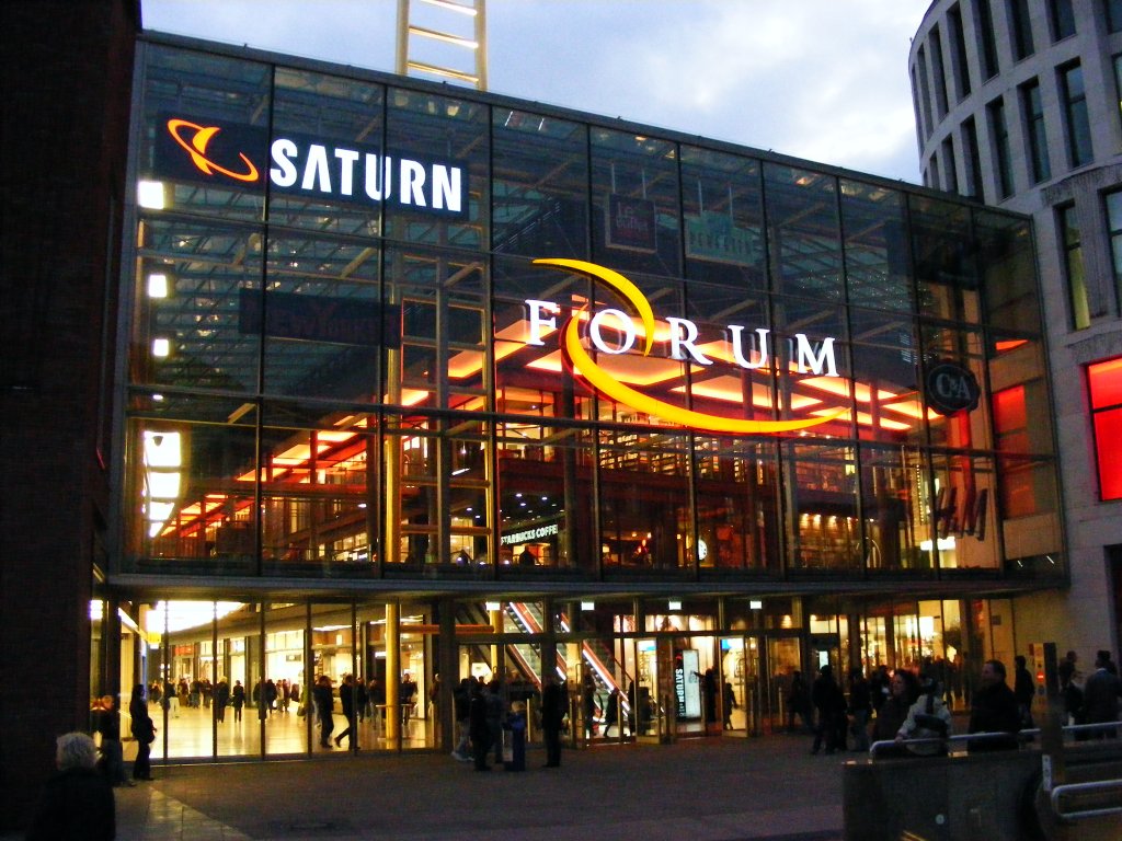 Das neue Forum an der Knigstrae in Duisburg am 6. November 2009. 
