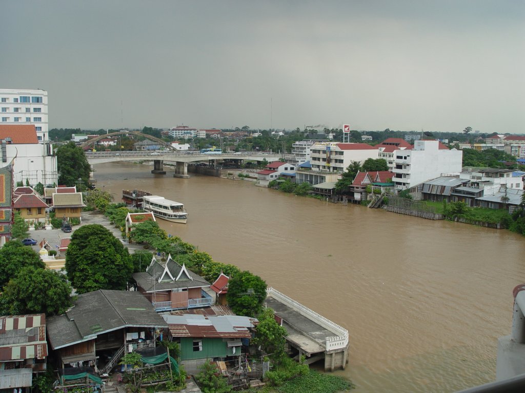 Der Chao Phraya Flu in Ayutthaya im Sept. 2006