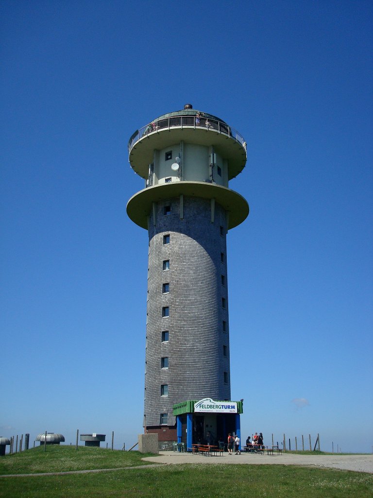 der Feldbergturm auf dem Seebuck in 1448m Hhe, der Fernsehturm wurde 1955 gebaut und seit 2003 ist die Aussichtsplattform geffnet, Juli 2010