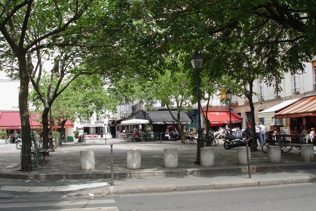 Der kleine und stille Place du March Sainte-Cathrine beim jdischen Viertel am 16.07.2009.