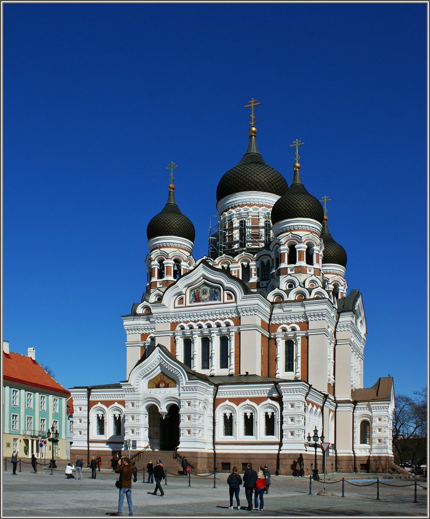 Die Alexander-Newski-Kathedrale (erbaut Ende 19.Jahrhundert) erfreut,wegen ihrer Geschichte, nicht alle Tallinner.
(01.05.2012)