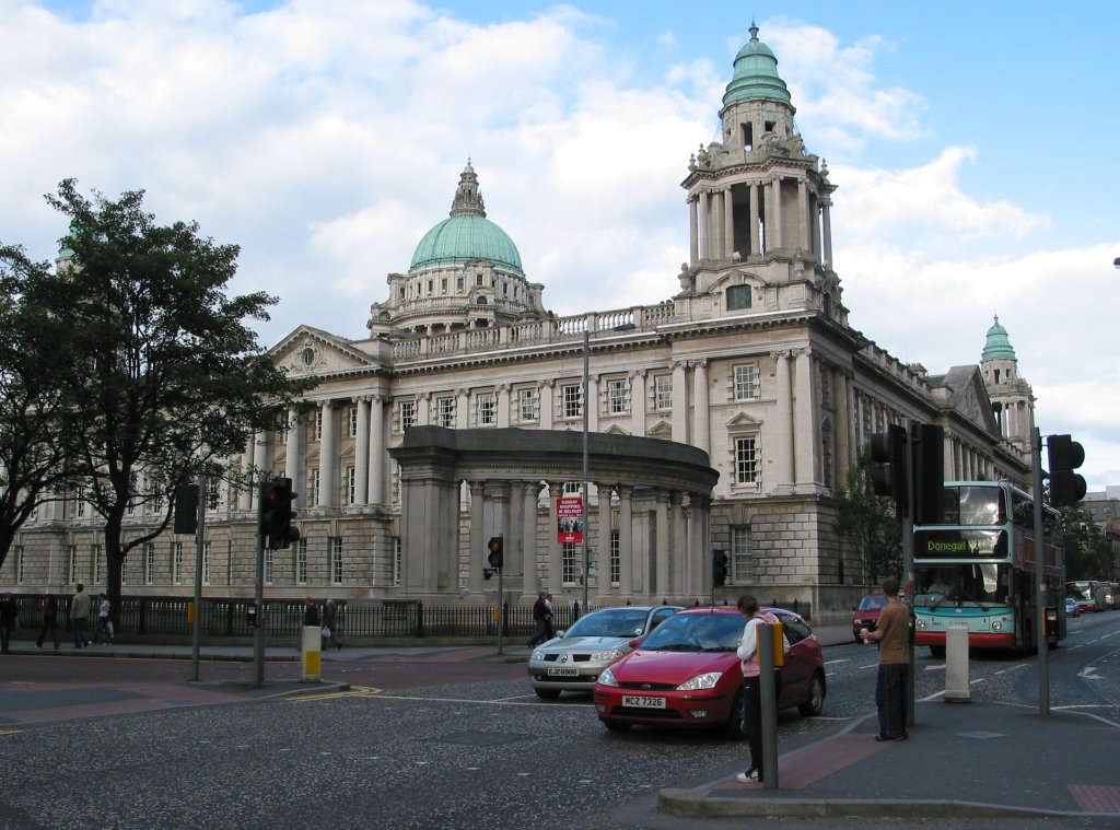 Die City Hall (Rathaus) von Belfast. Die Aufnahme entstand am 27. August 2004.