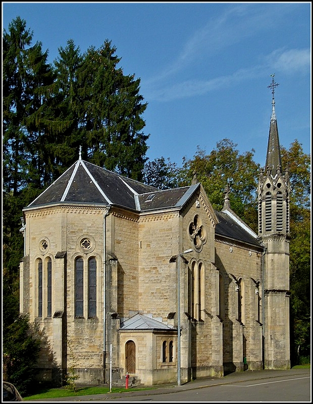 Die Kirche von Lasauvage ist eine Kopie der Sainte-Chapelle in Paris. 09.10.2010 (Jeanny)