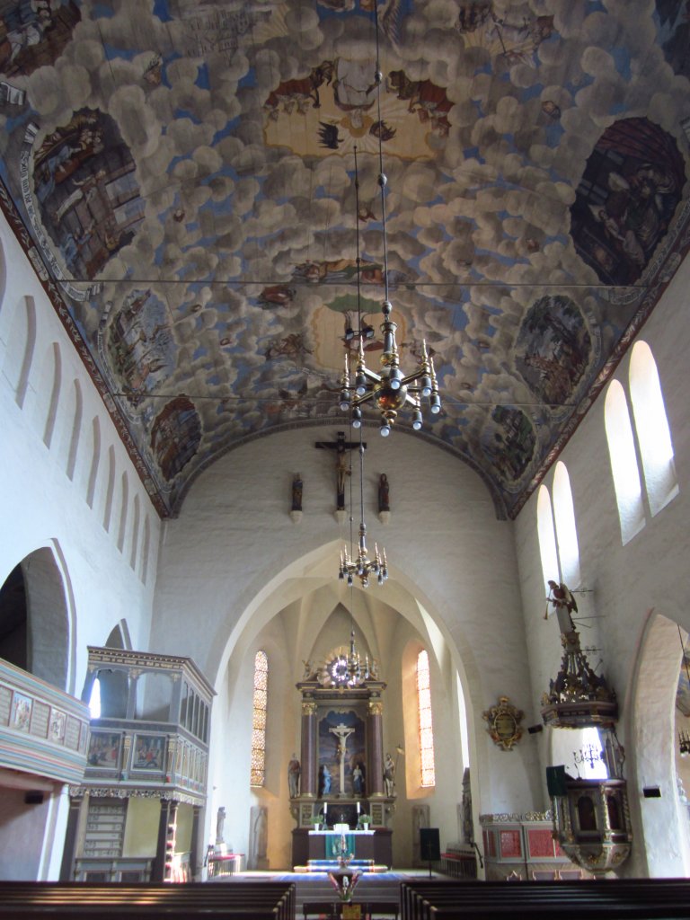 Doberlug-Kirchhain, bemaltes Tonnengewlbe der Pfarrkirche St. Marien (20.09.2012)