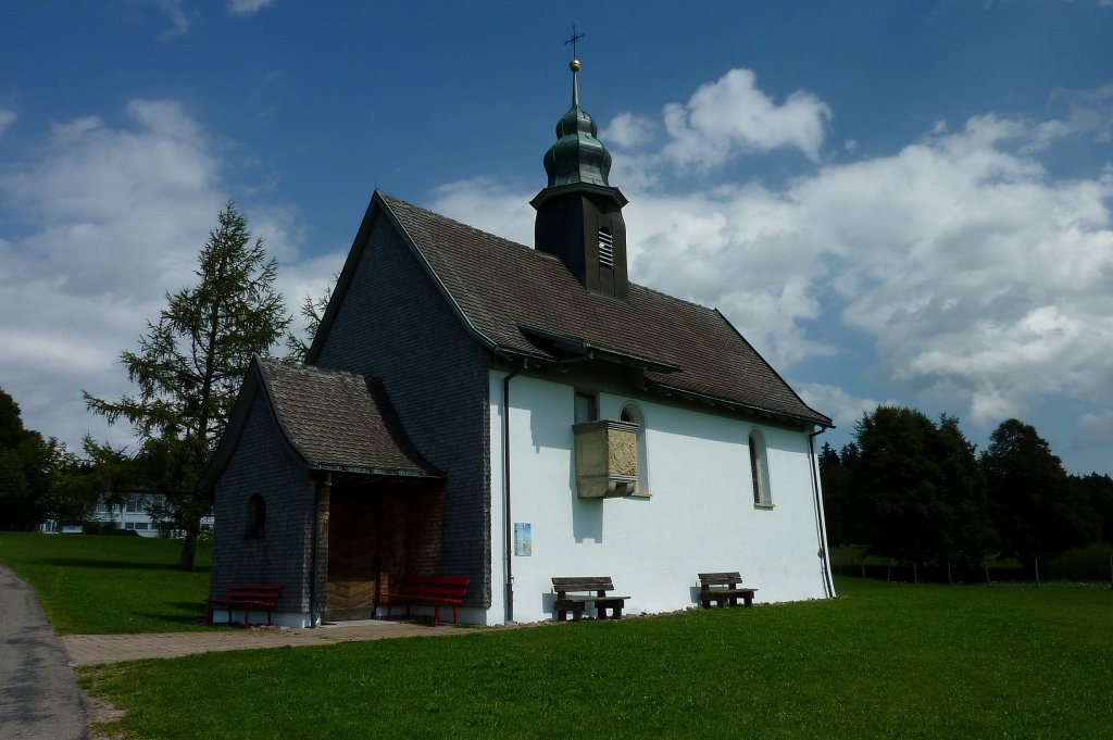 Drrenbhl im Hochschwarzwald, Besonderheit der 1655 erbauten St.Cyriak-Kapelle ist die Auenkanzel, um zu den vielen Wallfahrern predigen zu knnen, Aug.2011