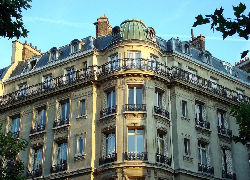 Eckhaus am Pariser Boulevard Saint-Germain. 13.7.2007