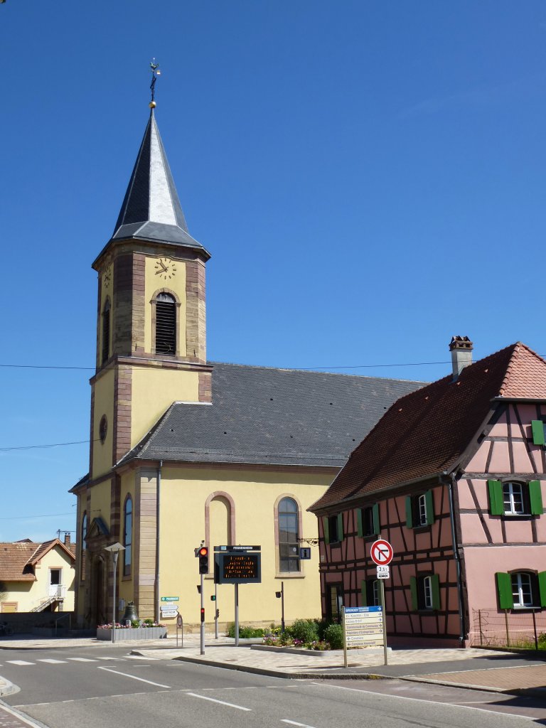 Fessenheim, die barocke Kirche St.Kolumba, erbaut 1774, Juni 2013