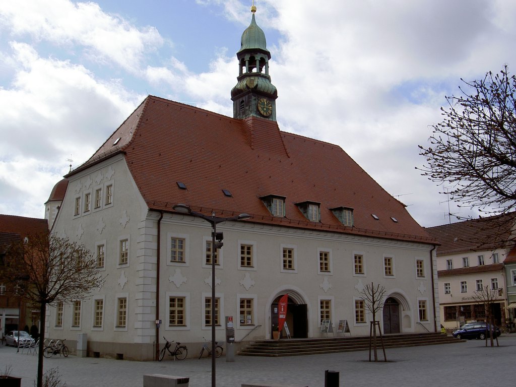 Finsterwalde, Rathaus am Markt, erbaut 1739, Kreis Elbe-Elster (02.04.2012)