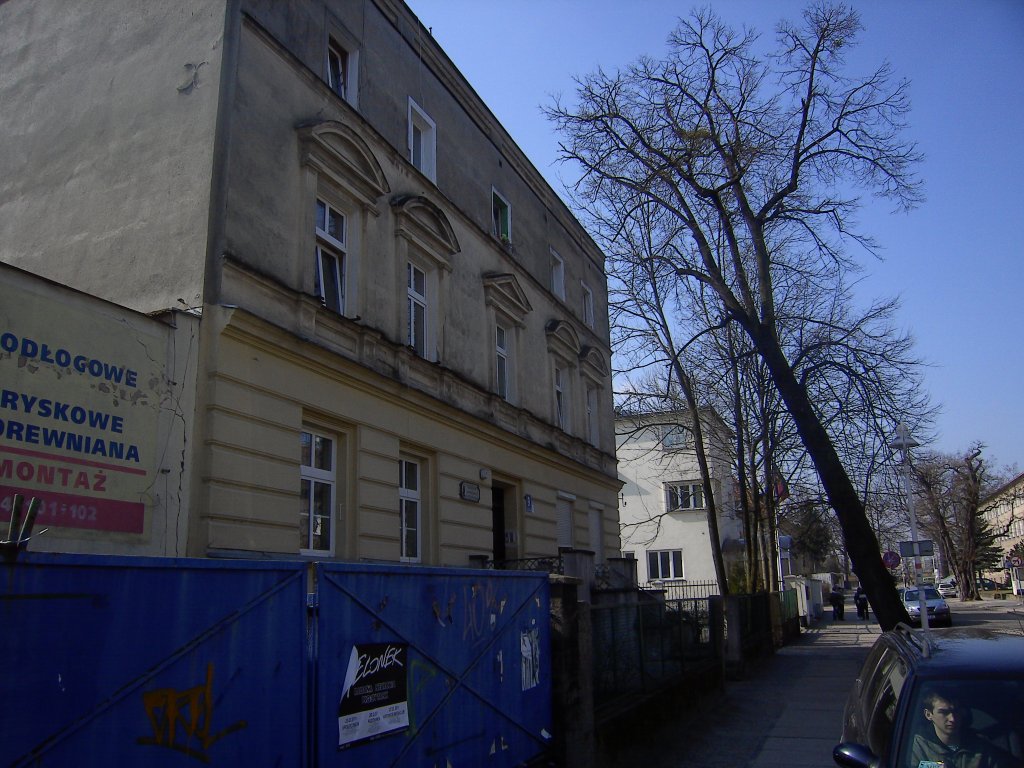 Geburtshaus von Theodor Kaluza, einem Wegbereiter Albert Einsteins im Winter 2011 in Oppeln (Opole)