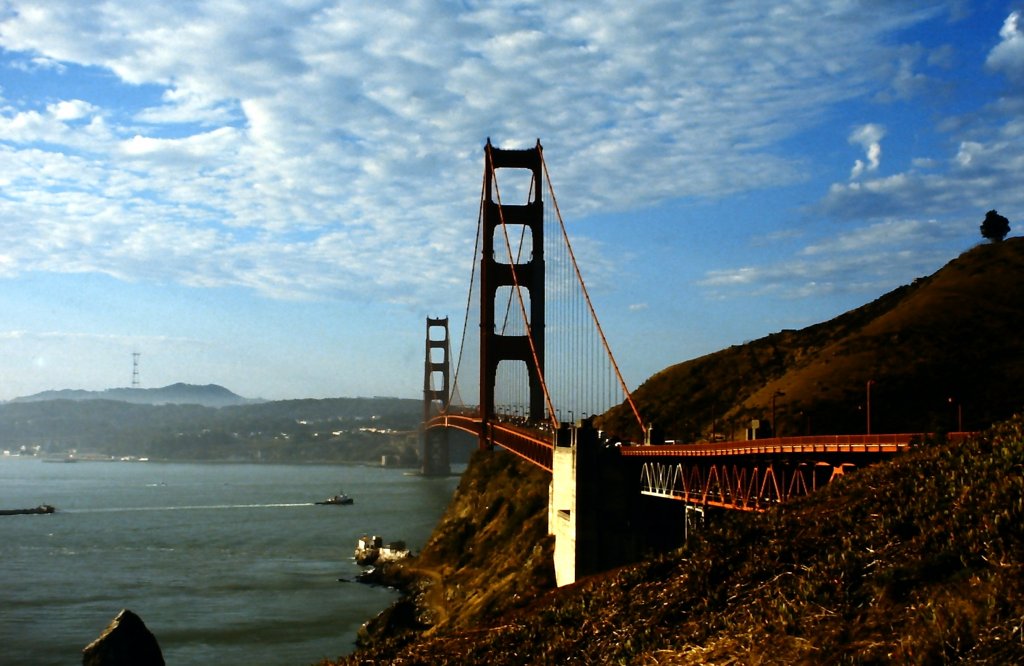 Golden Gate Bridge in San Francisco am 26. August 1988 von Norden aus gesehen.