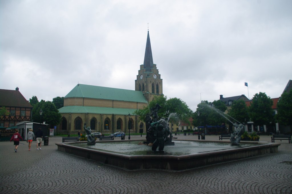 Halmstad, St. Nicolai Kirche am Stora Torg Platz (22.06.2013)