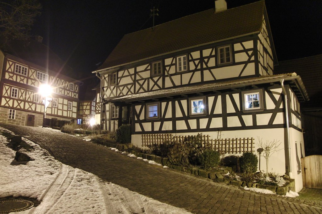 Imposantes Fachwerkhaus in Mrsbach mit sehr gelungenem Vorbau.  (21.01.10)