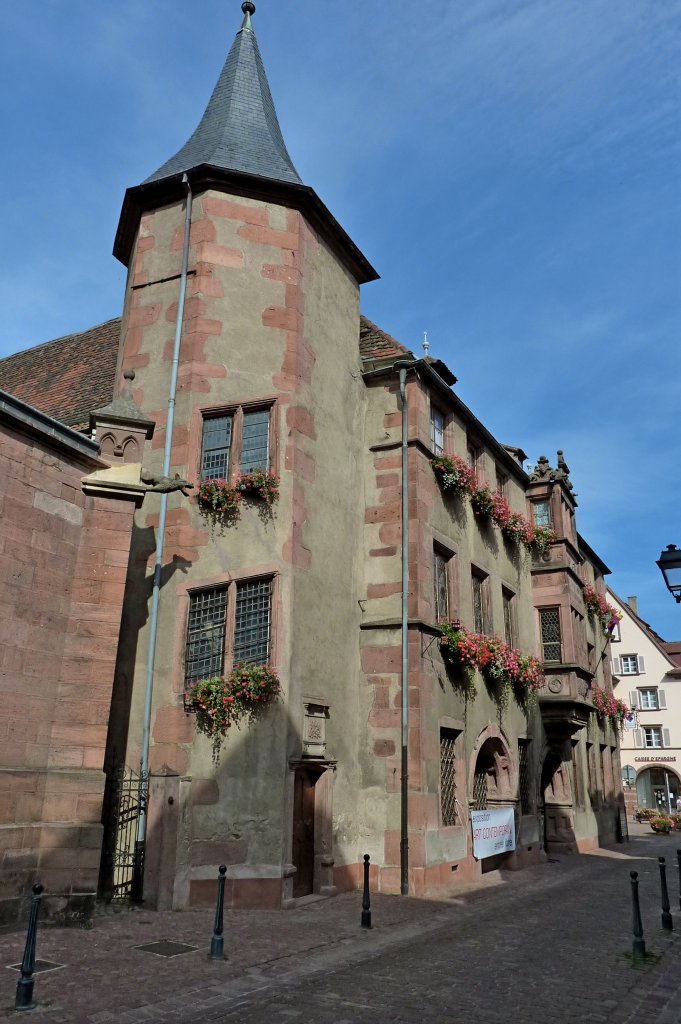 Kaysersberg. das Rathaus im Renaisanssestil von 1604, der Ort an der Elser Weinstrae bekam 1293 das Stadtrecht, Aug.2011