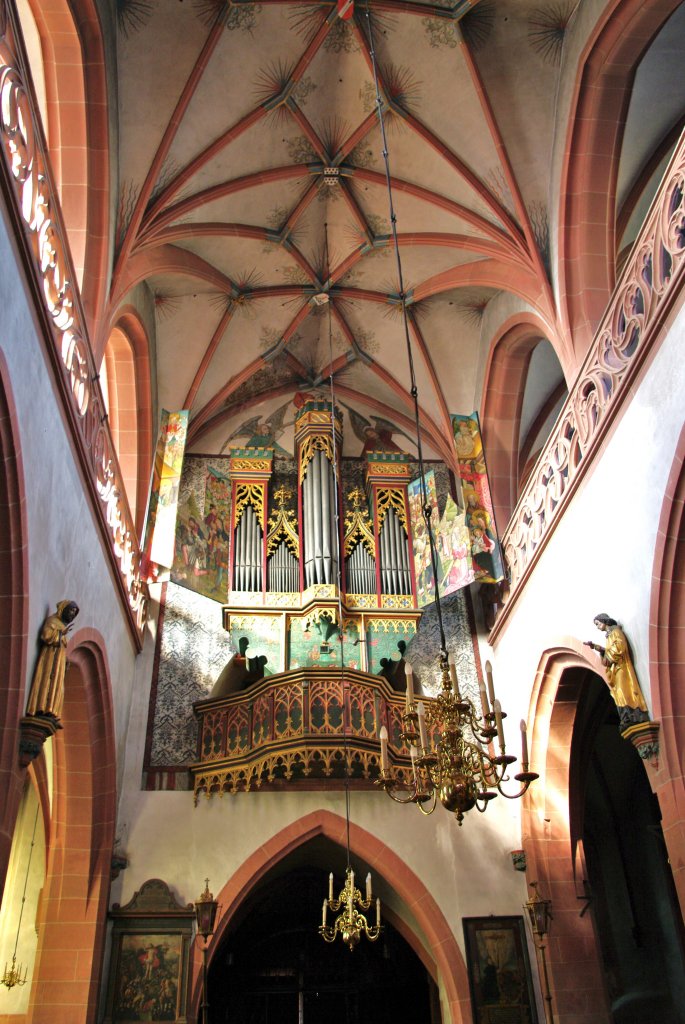 Kiedrich, St. Valentinus Kirche, Orgel von 1500, lteste spielbare Orgel in Hessen 
(10.04.2009)