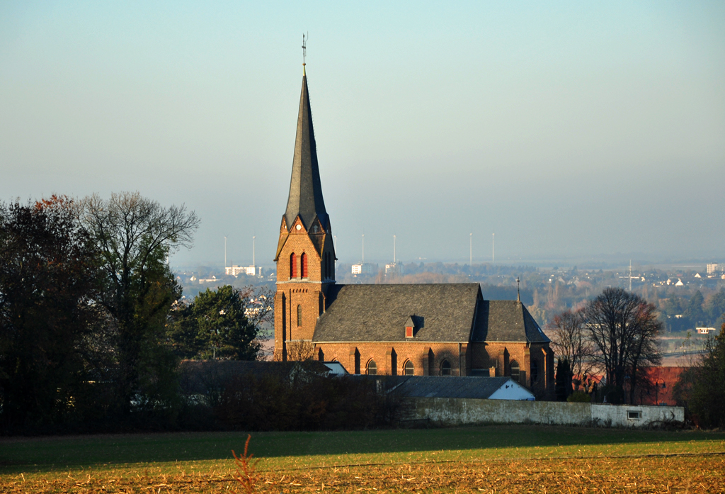 Kirche  St. Cyrakus  in Euskirchen-Billig - 14.11.2011