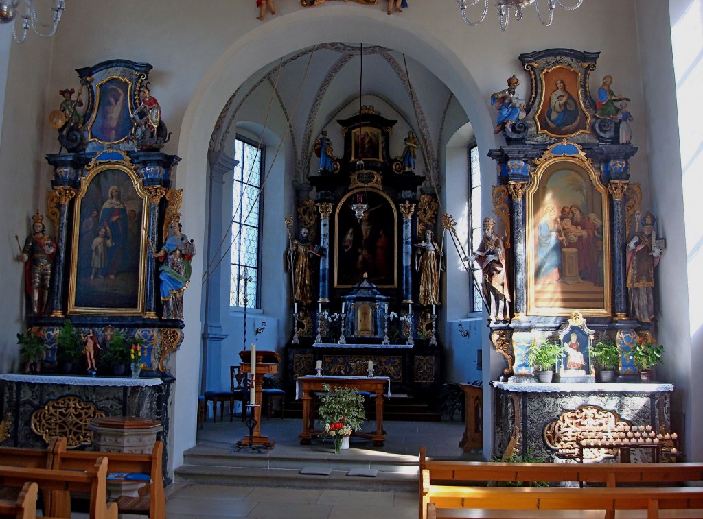 Klingenzell, der Innenraum der Wallfahrtskirche  Sieben Schmerzen Mari , April 2010