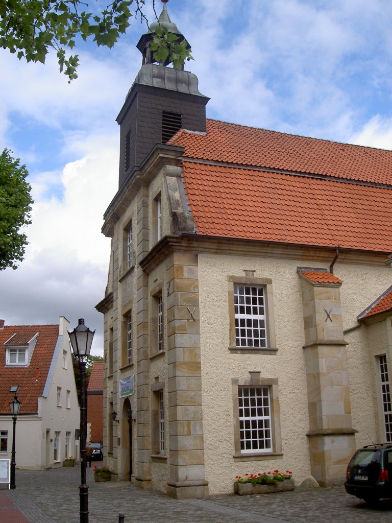 Lingen, Ev. Kreuzkirche, erbaut von 1733 bis 1737, Kreis Emsland (27.05.2011)