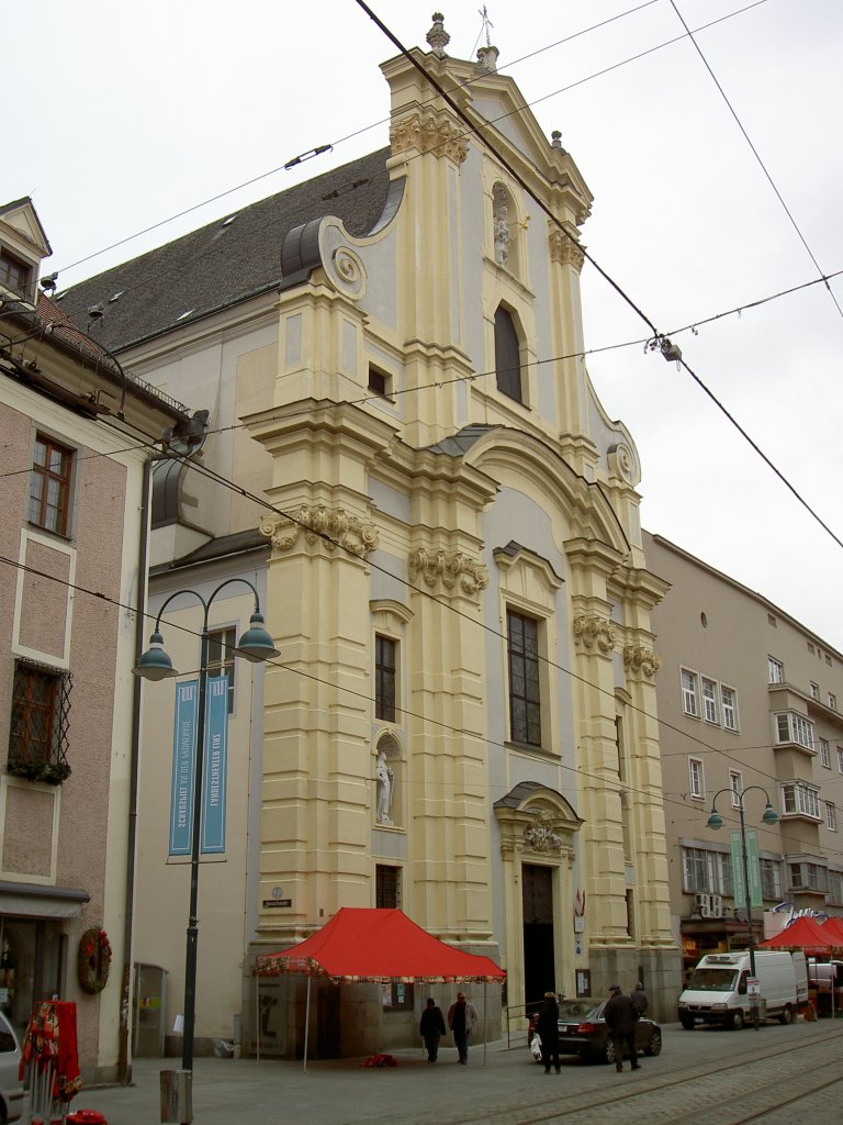Linz, Karmeliterkirche in der Landstrae, erbaut von J. M. Pruner (07.04.2013)