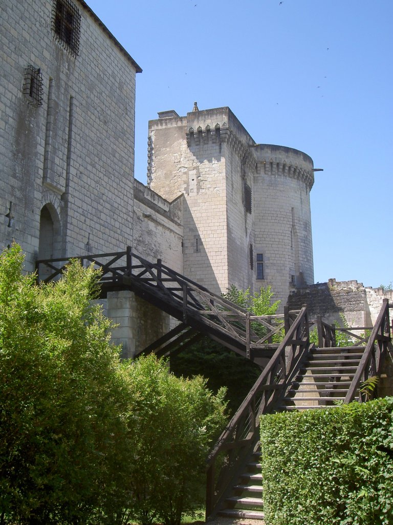 Loches, Donjon, erbaut im 11. Jahrhundert (01.07.2008)