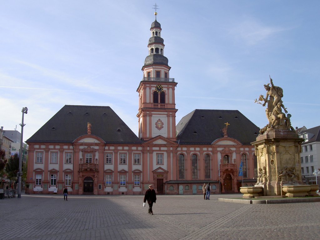 Mannheim, St. Sebastian Kirche und altes Rathaus am Marktplatz, erbaut von 1700 bis 
1723 (19.10.2008)