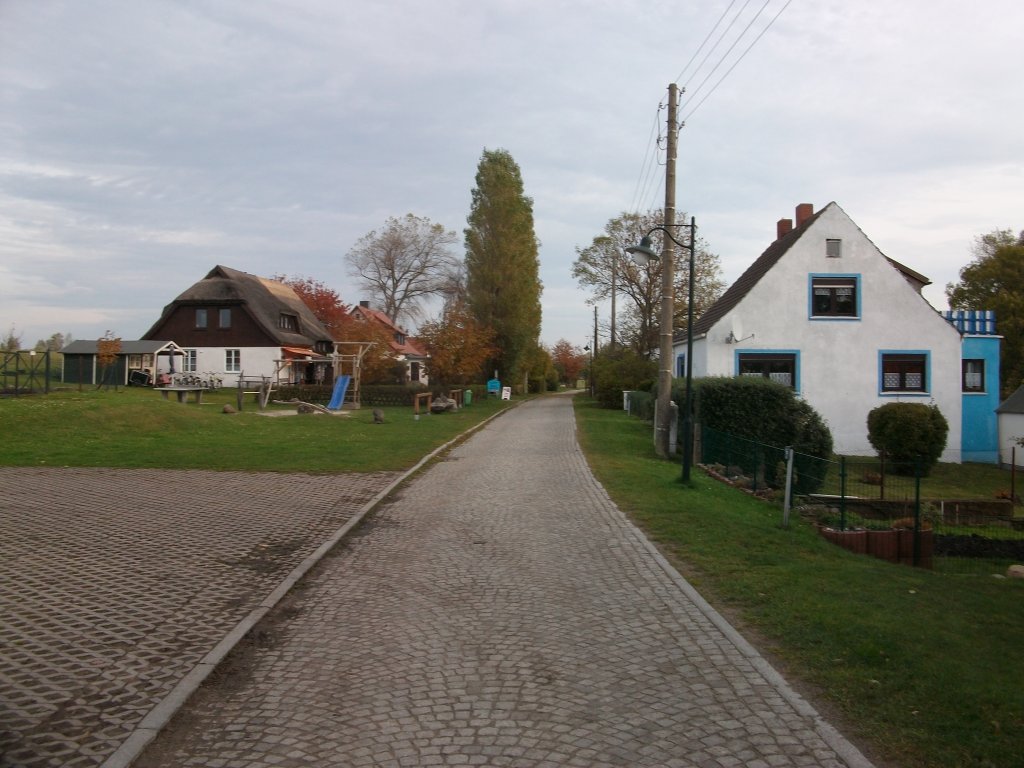 Neben Kloster,Vitte und Neuendorf das Drfchen Grieben auf Hiddensee in der Nhe vom Dornbusch.Aufgenommen am 30.Oktober 2010.
