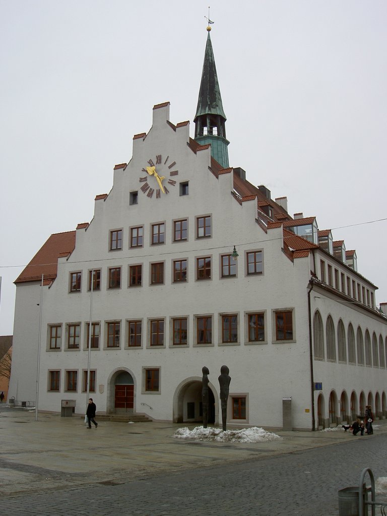 Neumarkt i. d. Opf, Rathaus am Markt, erbaut 1415 (18.02.2012)