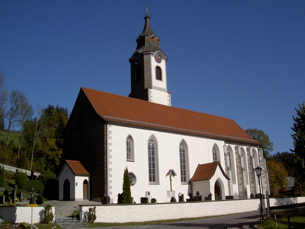 Niedersonthofen, sptgotische St. Alexander und Georg Kirche, erbaut ab 1275, 
Kreis Oberallgu (23.10.2011)