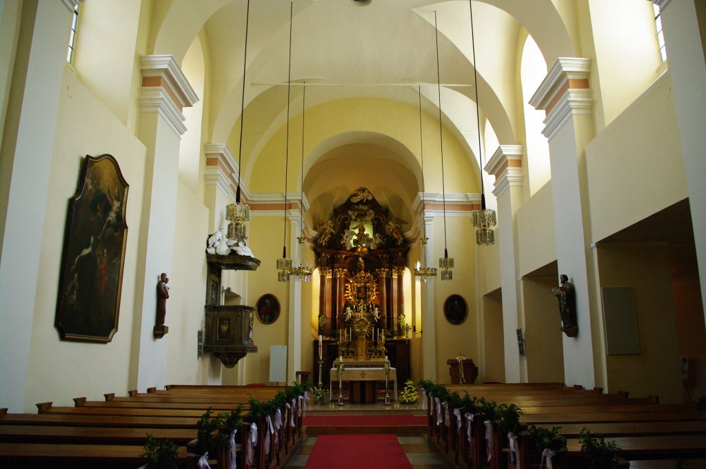 Purkersdorf, Pfarrkirche St. Jakob, Altar mit Gnadenbild (04.06.2011)