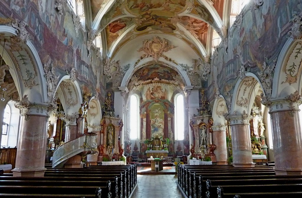 Scheer, Innenraum der St.Nikolaus-Kirche mit Stuckarbeiten von J.A.Feuchtmayer und Fresken von J.Esperlin, Aug.2012