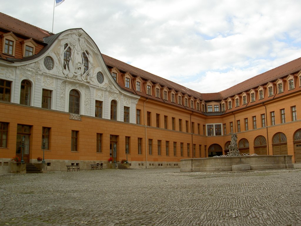 Schloss Sondershausen, Westflgel, erbaut von 1764 bis 1771 durch Carl Scheppig 
(29.09.2012)