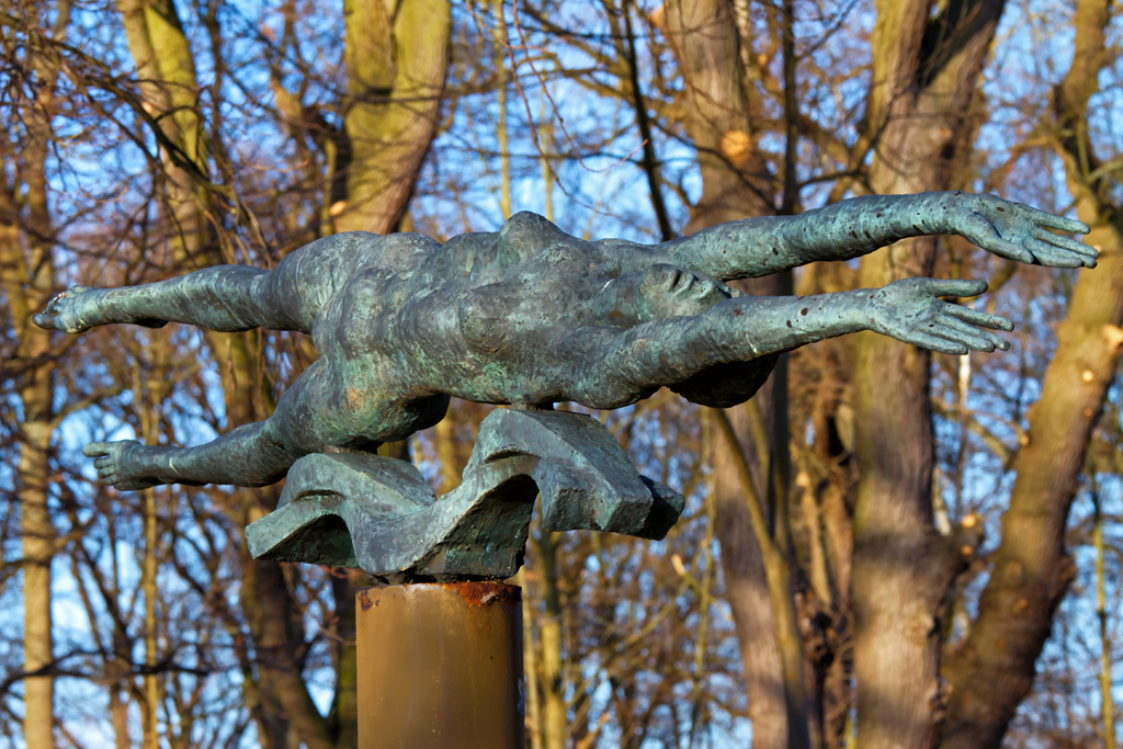 Skulptur im Kulturpark Neubrandenburg. - 04.03.2013