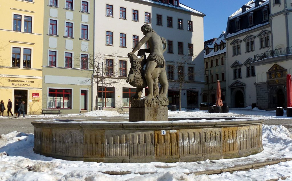 Stadtbrunnen auf dem Marktplatz Gera. Foto 16.03.13