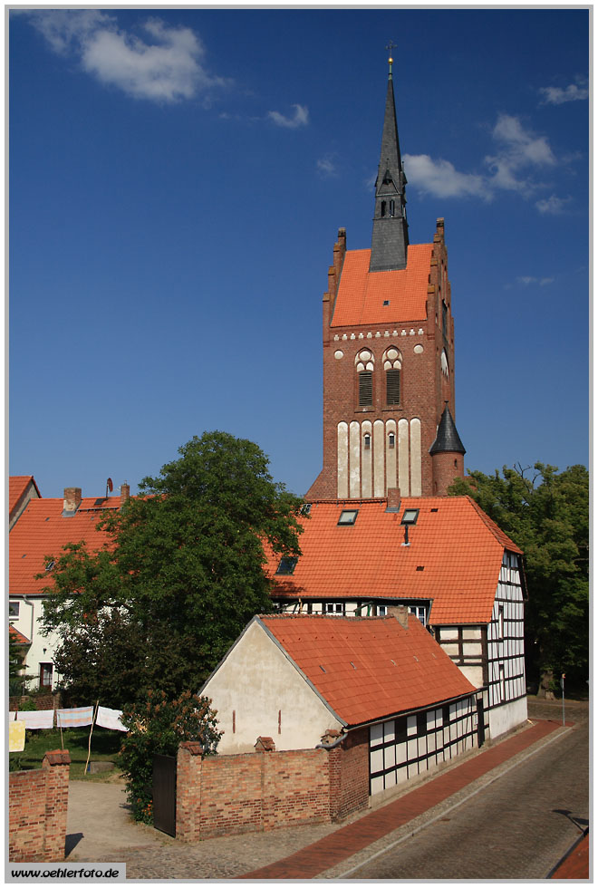 Stadtkirche Usedom - vom Anklamer Tor aus gesehen - 16.07.2010