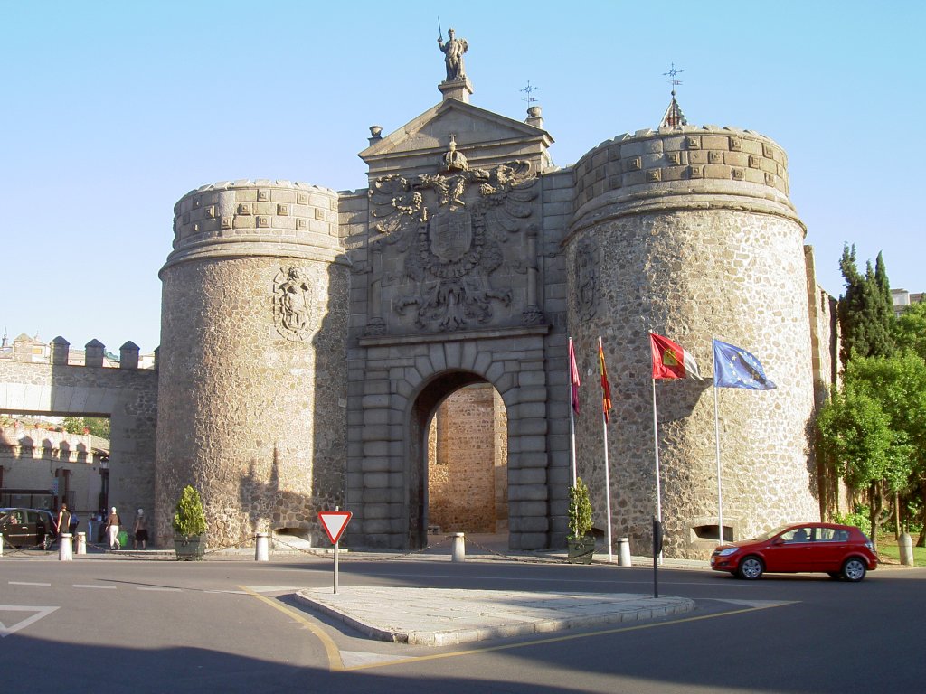 Toledo, Puerta de Bisagra (20.05.2010)