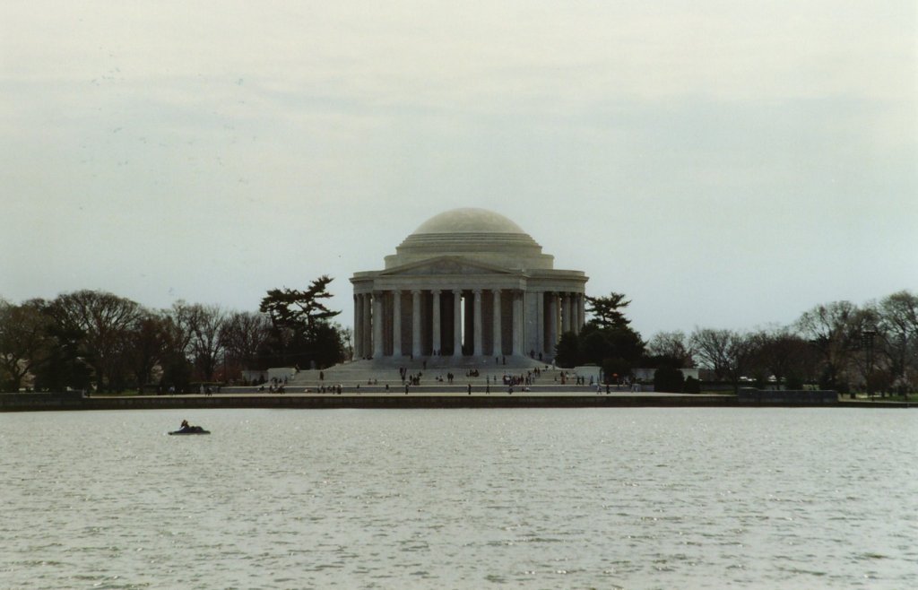 Washington, Jefferson Memorial zu Ehren des 3. Prsidenten der USA, erbaut 1939 
durch John Russell Pope (08.03.2003)